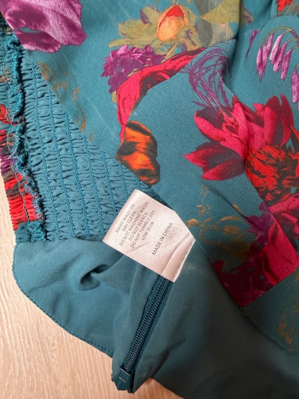 HUTCH Reni Ruffle Top - Picture 7 of 7